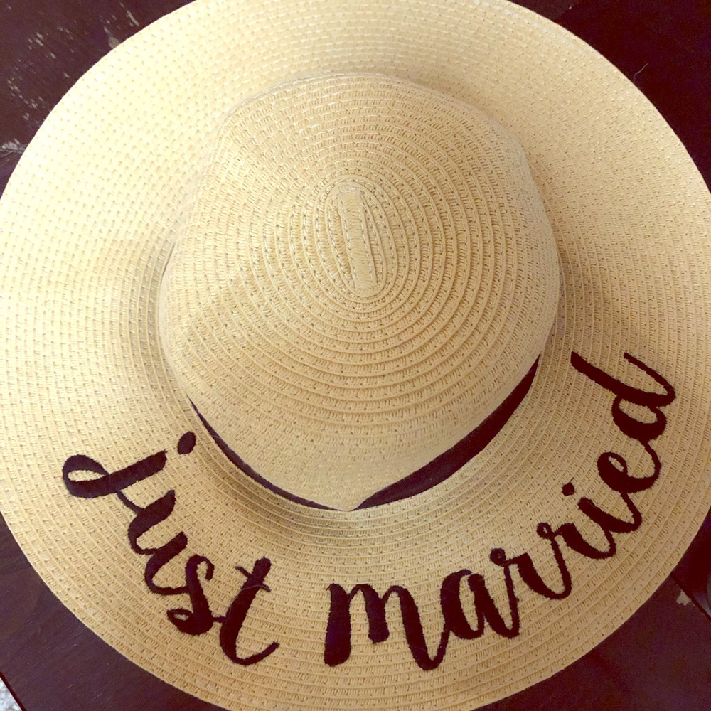 Just Married floppy hat